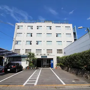 クレサンテーム ホテル