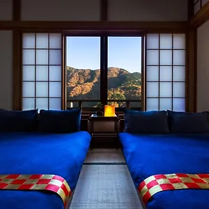 taisho-modern-villa-zen.hotelshakone.com/